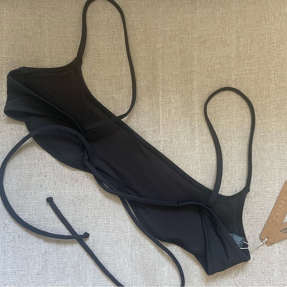 NWT SKIMS Micro Scoop Tie Bikini Top - Picture 2 of 4